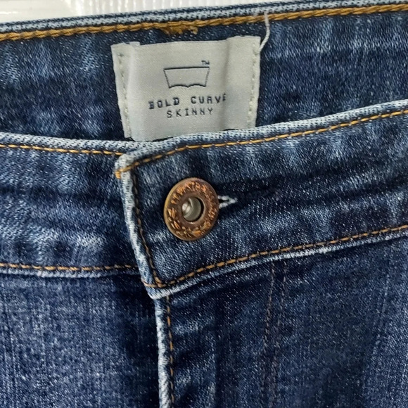 Levi's San Francisco Bold Curve Skinny Denim Jeans in Size 18W/M - Picture 2 of 12